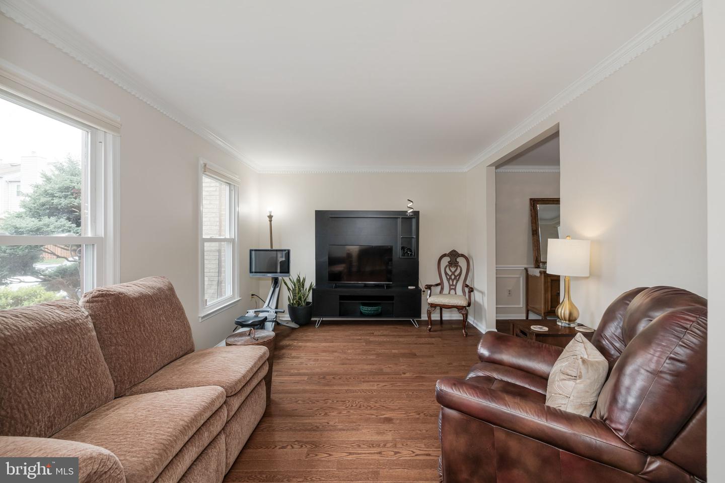 6005 SOUTHWARD WAY, ALEXANDRIA, Virginia 22315, 3 Bedrooms Bedrooms, ,3 BathroomsBathrooms,Residential,For sale,6005 SOUTHWARD WAY,VAFX2239526 MLS # VAFX2239526