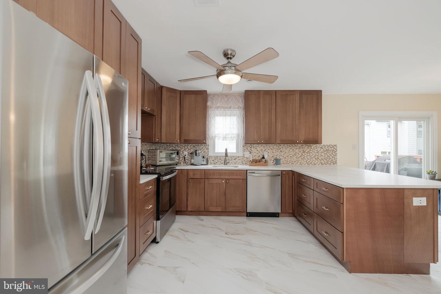 6005 SOUTHWARD WAY, ALEXANDRIA, Virginia 22315, 3 Bedrooms Bedrooms, ,3 BathroomsBathrooms,Residential,For sale,6005 SOUTHWARD WAY,VAFX2239526 MLS # VAFX2239526