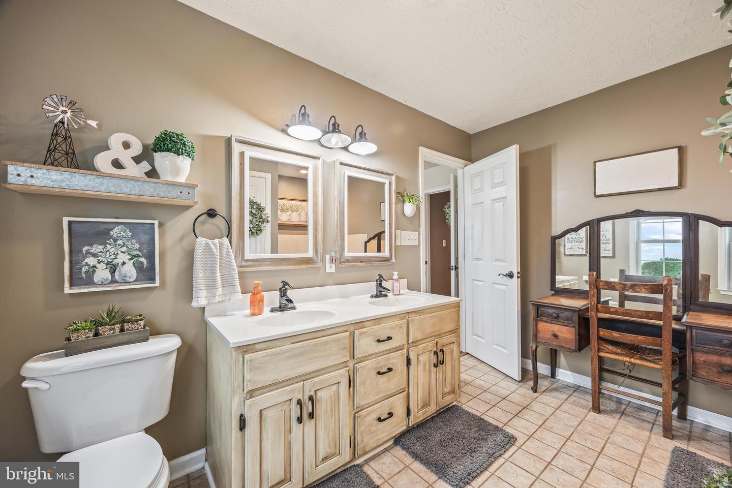 127 DEERFIELD ESTATES DR, STANLEY, Virginia 22851, 3 Bedrooms Bedrooms, ,2 BathroomsBathrooms,Residential,For sale,127 DEERFIELD ESTATES DR,VAPA2004888 MLS # VAPA2004888