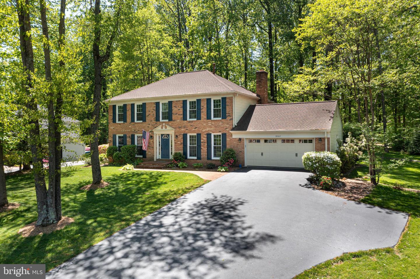 9707 S PARK CIR, FAIRFAX STATION, Virginia 22039, 5 Bedrooms Bedrooms, ,3 BathroomsBathrooms,Residential,For sale,9707 S PARK CIR,VAFX2240332 MLS # VAFX2240332