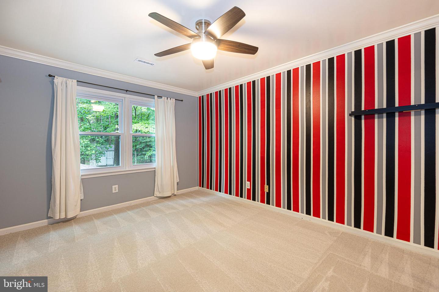 9707 S PARK CIR, FAIRFAX STATION, Virginia 22039, 5 Bedrooms Bedrooms, ,3 BathroomsBathrooms,Residential,For sale,9707 S PARK CIR,VAFX2240332 MLS # VAFX2240332