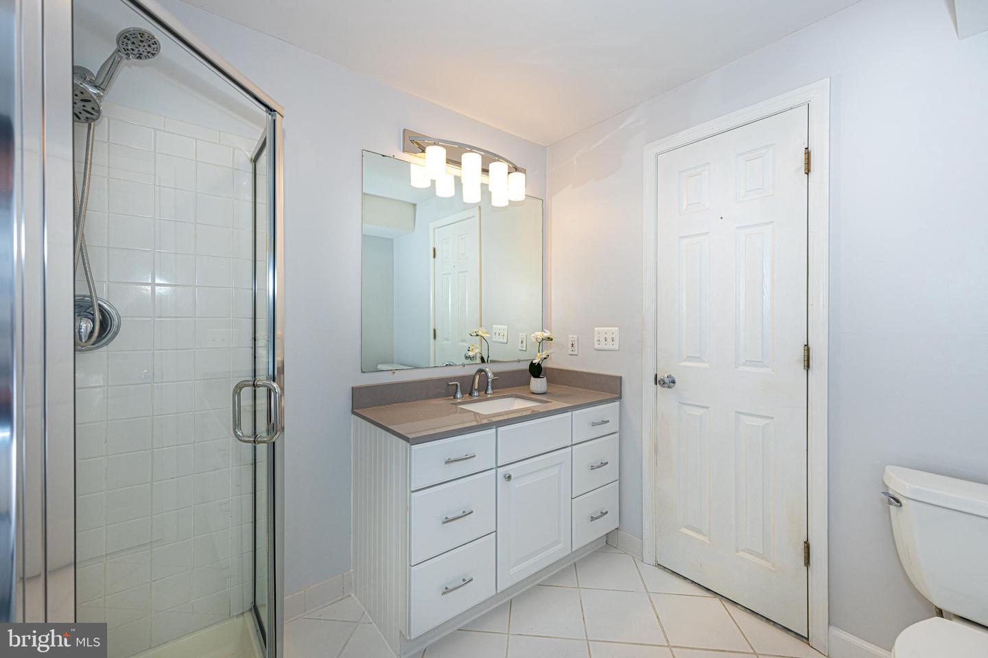 9707 S PARK CIR, FAIRFAX STATION, Virginia 22039, 5 Bedrooms Bedrooms, ,3 BathroomsBathrooms,Residential,For sale,9707 S PARK CIR,VAFX2240332 MLS # VAFX2240332