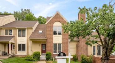 12602 VICTORIA STATION CT, FAIRFAX, Virginia 22033, 4 Bedrooms Bedrooms, ,3 BathroomsBathrooms,Residential,For sale,12602 VICTORIA STATION CT,VAFX2240524 MLS # VAFX2240524