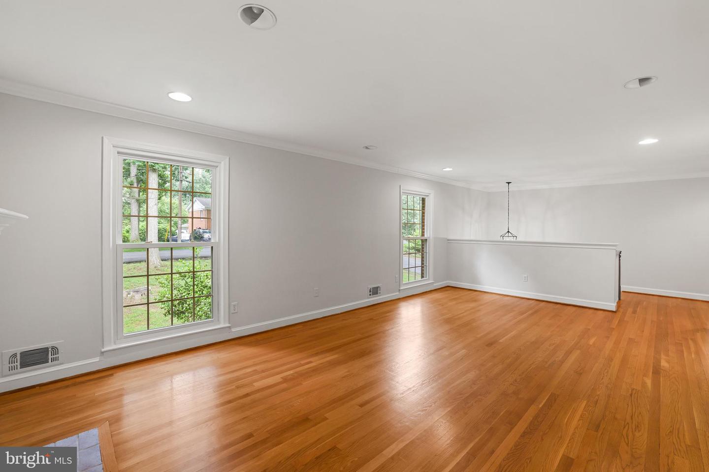 5817 DAWES AVE, ALEXANDRIA, Virginia 22311, 5 Bedrooms Bedrooms, ,2 BathroomsBathrooms,Residential,For sale,5817 DAWES AVE,VAFX2240604 MLS # VAFX2240604