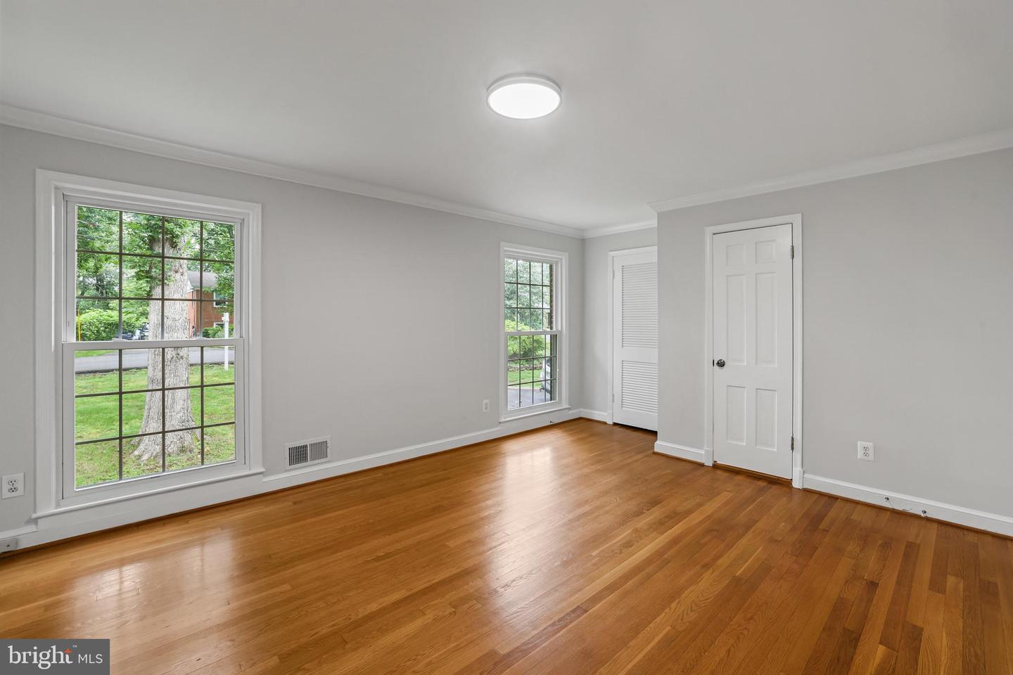 5817 DAWES AVE, ALEXANDRIA, Virginia 22311, 5 Bedrooms Bedrooms, ,2 BathroomsBathrooms,Residential,For sale,5817 DAWES AVE,VAFX2240604 MLS # VAFX2240604