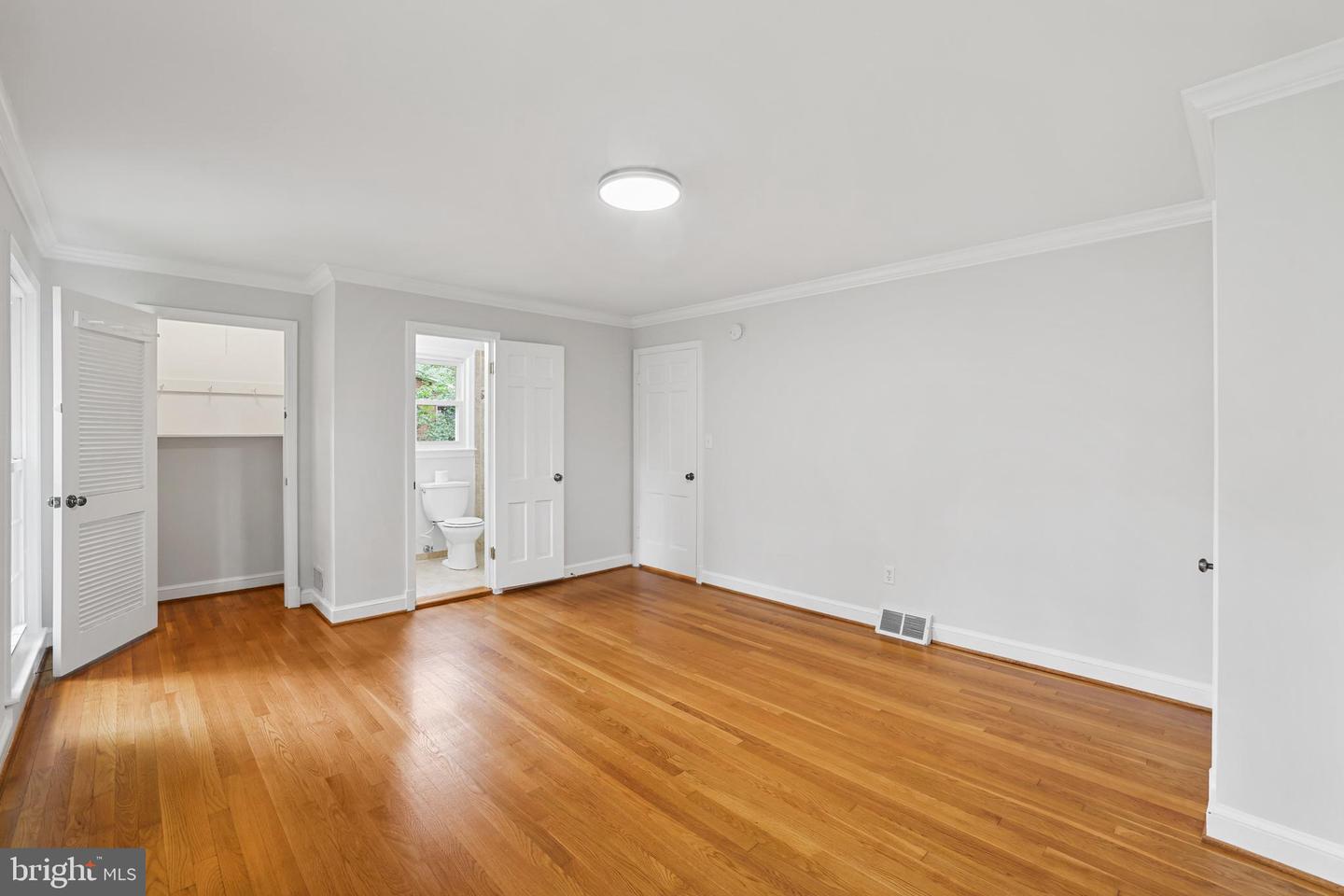 5817 DAWES AVE, ALEXANDRIA, Virginia 22311, 5 Bedrooms Bedrooms, ,2 BathroomsBathrooms,Residential,For sale,5817 DAWES AVE,VAFX2240604 MLS # VAFX2240604