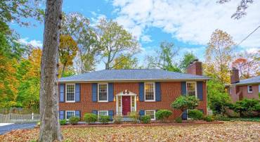 5817 DAWES AVE, ALEXANDRIA, Virginia 22311, 5 Bedrooms Bedrooms, ,2 BathroomsBathrooms,Residential,For sale,5817 DAWES AVE,VAFX2240604 MLS # VAFX2240604