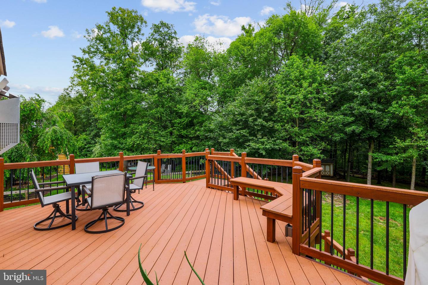 13626 SYLVAN BLUFF DR, LEESBURG, Virginia 20176, 5 Bedrooms Bedrooms, ,4 BathroomsBathrooms,Residential,For sale,13626 SYLVAN BLUFF DR,VALO2096326 MLS # VALO2096326