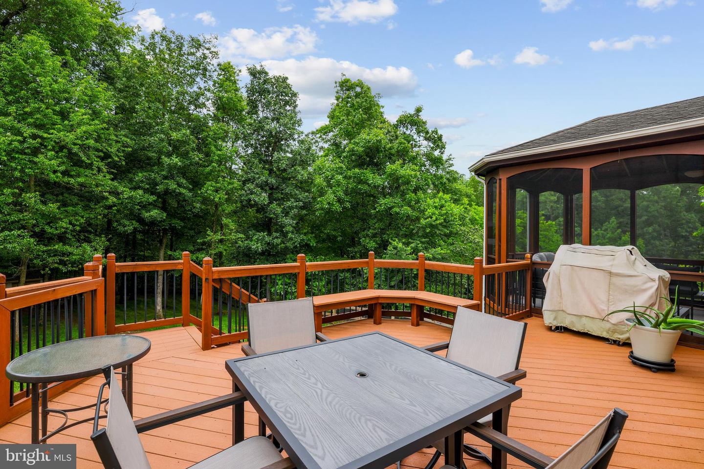 13626 SYLVAN BLUFF DR, LEESBURG, Virginia 20176, 5 Bedrooms Bedrooms, ,4 BathroomsBathrooms,Residential,For sale,13626 SYLVAN BLUFF DR,VALO2096326 MLS # VALO2096326