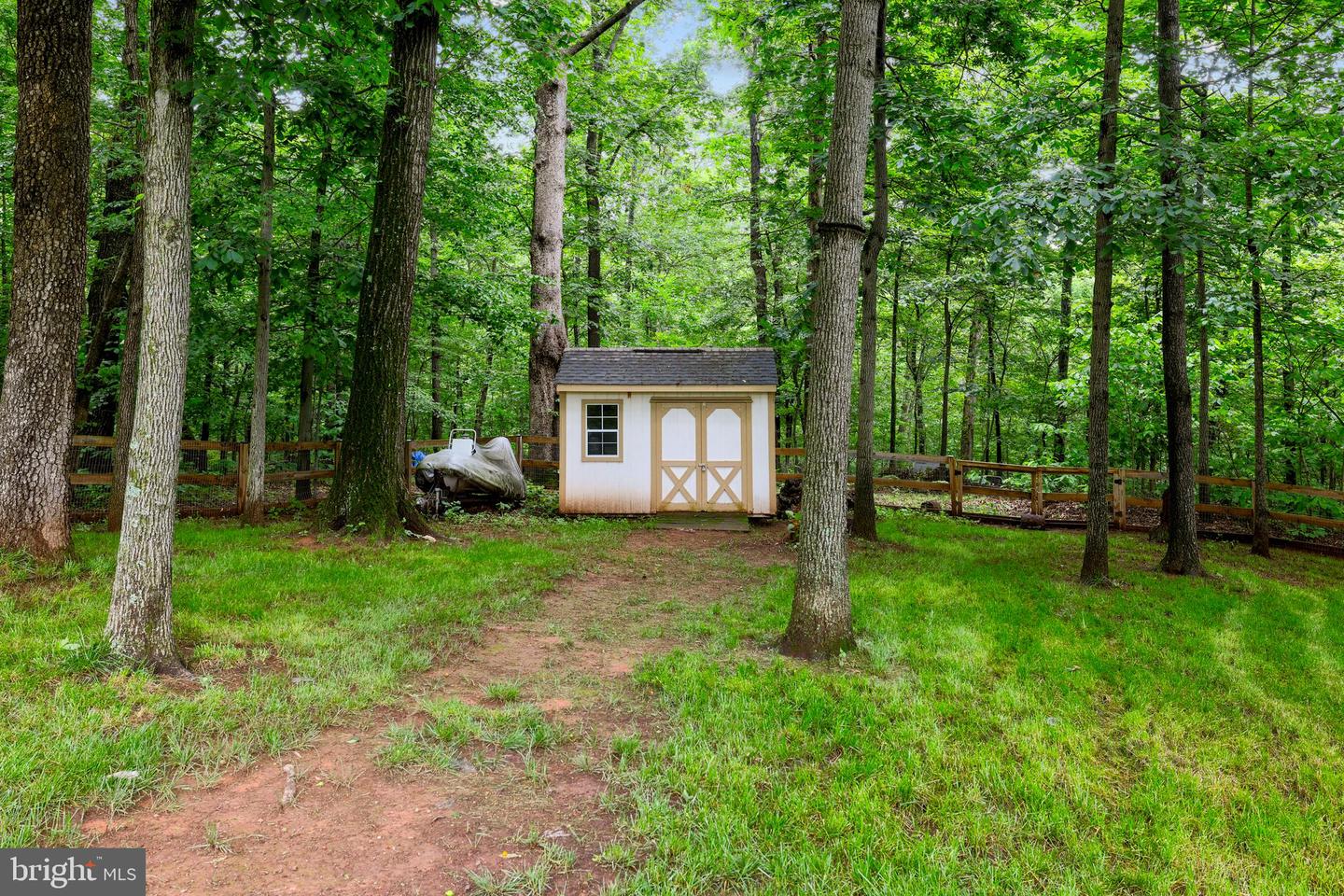 13626 SYLVAN BLUFF DR, LEESBURG, Virginia 20176, 5 Bedrooms Bedrooms, ,4 BathroomsBathrooms,Residential,For sale,13626 SYLVAN BLUFF DR,VALO2096326 MLS # VALO2096326