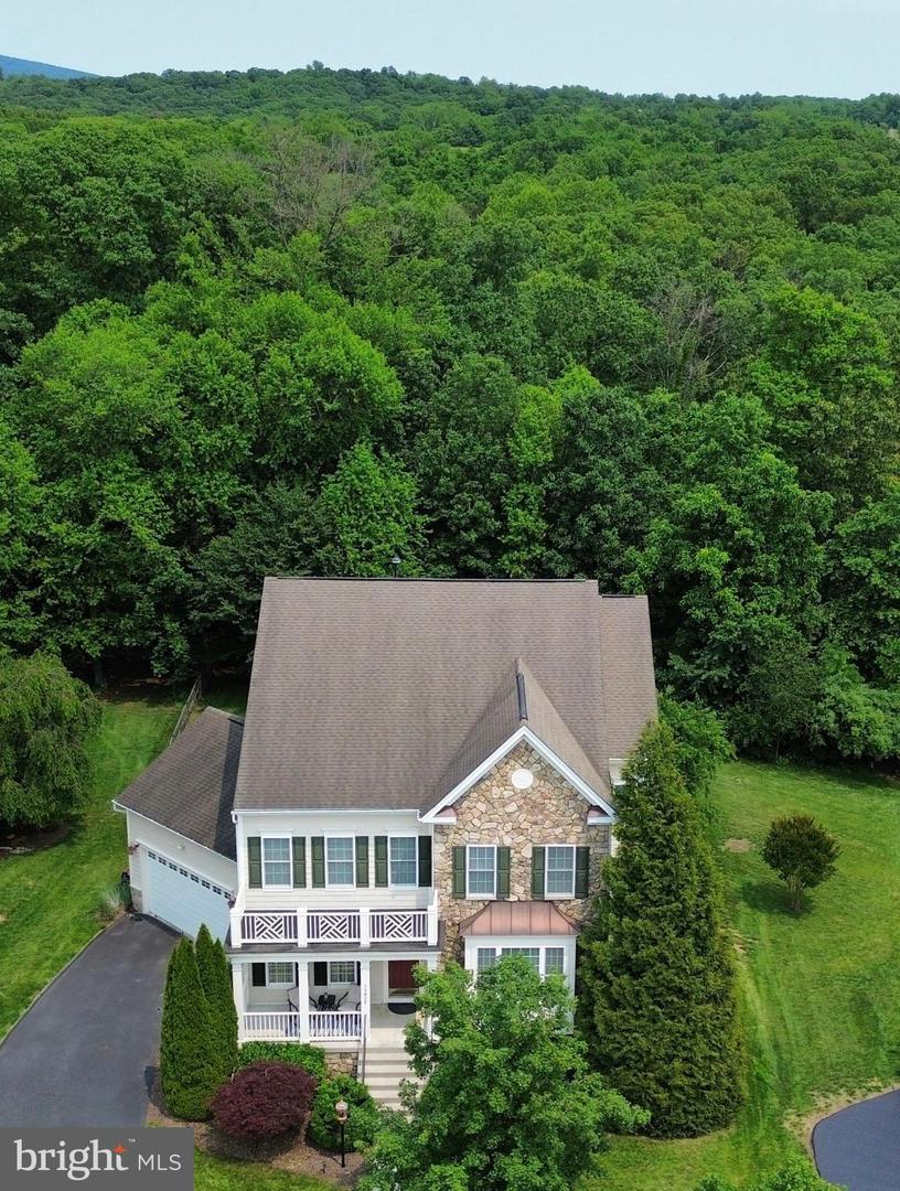 13626 SYLVAN BLUFF DR, LEESBURG, Virginia 20176, 5 Bedrooms Bedrooms, ,4 BathroomsBathrooms,Residential,For sale,13626 SYLVAN BLUFF DR,VALO2096326 MLS # VALO2096326