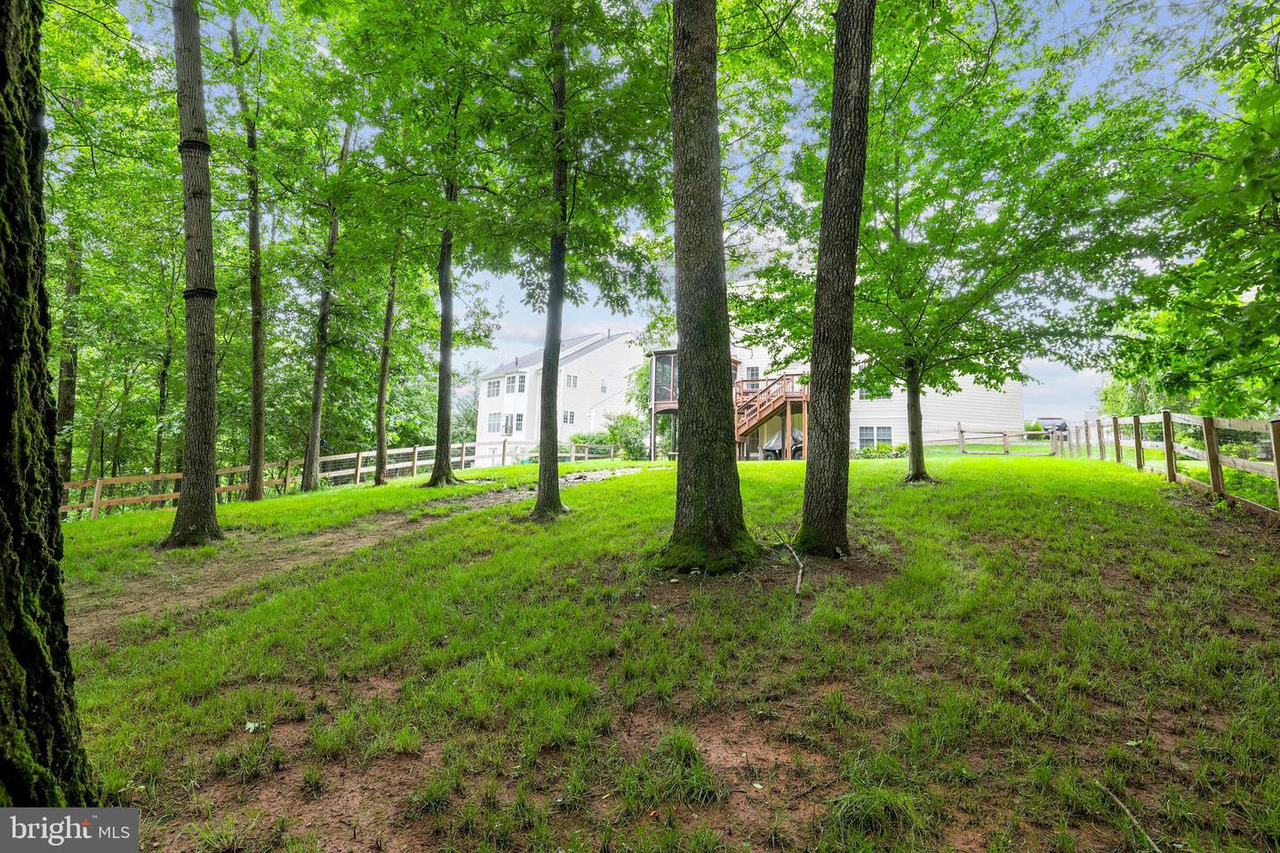 13626 SYLVAN BLUFF DR, LEESBURG, Virginia 20176, 5 Bedrooms Bedrooms, ,4 BathroomsBathrooms,Residential,For sale,13626 SYLVAN BLUFF DR,VALO2096326 MLS # VALO2096326