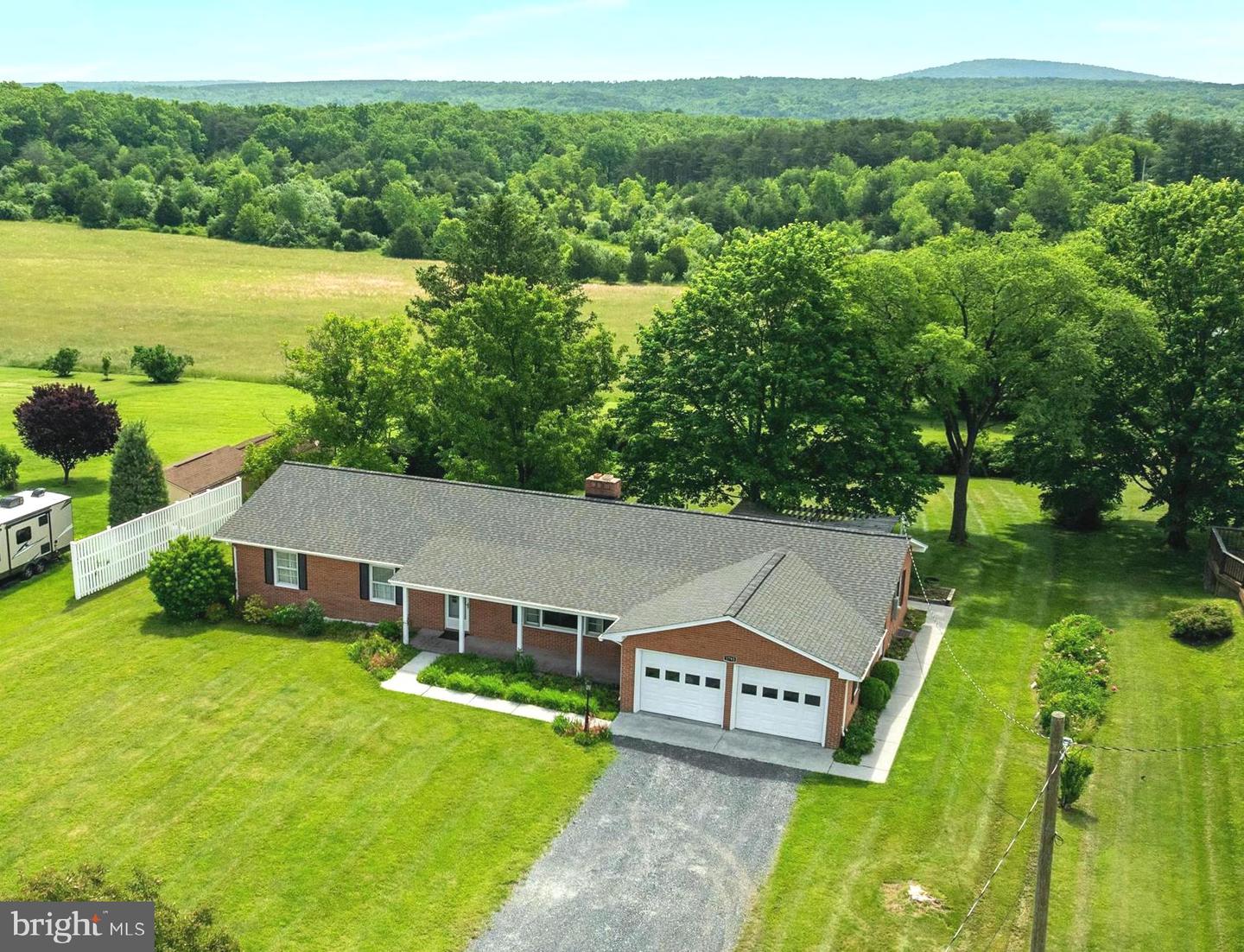 1793 N HAYFIELD RD, WINCHESTER, Virginia 22603, 3 Bedrooms Bedrooms, ,2 BathroomsBathrooms,Residential,For sale,1793 N HAYFIELD RD,VAFV2034138 MLS # VAFV2034138