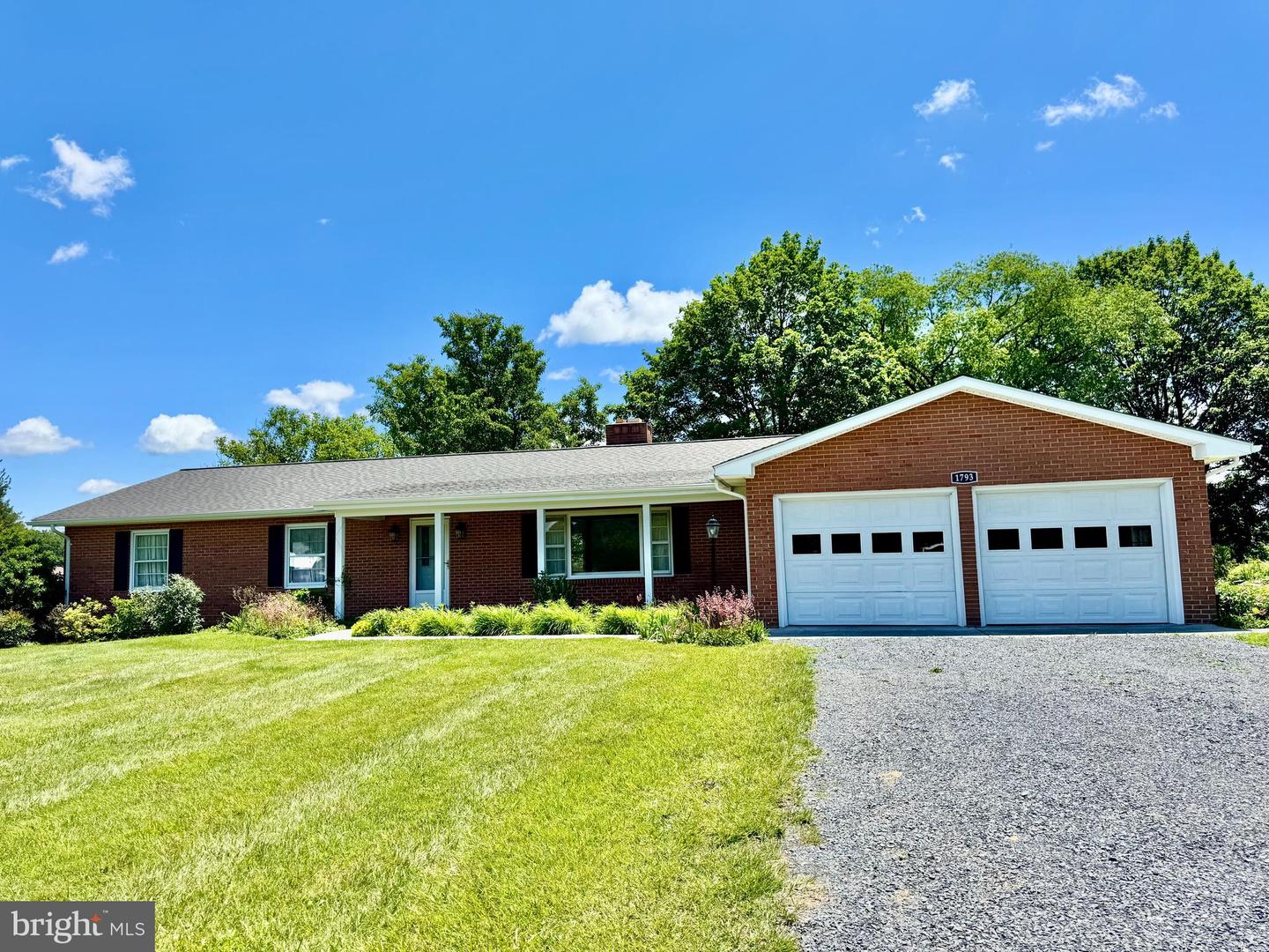 1793 N HAYFIELD RD, WINCHESTER, Virginia 22603, 3 Bedrooms Bedrooms, ,2 BathroomsBathrooms,Residential,For sale,1793 N HAYFIELD RD,VAFV2034138 MLS # VAFV2034138