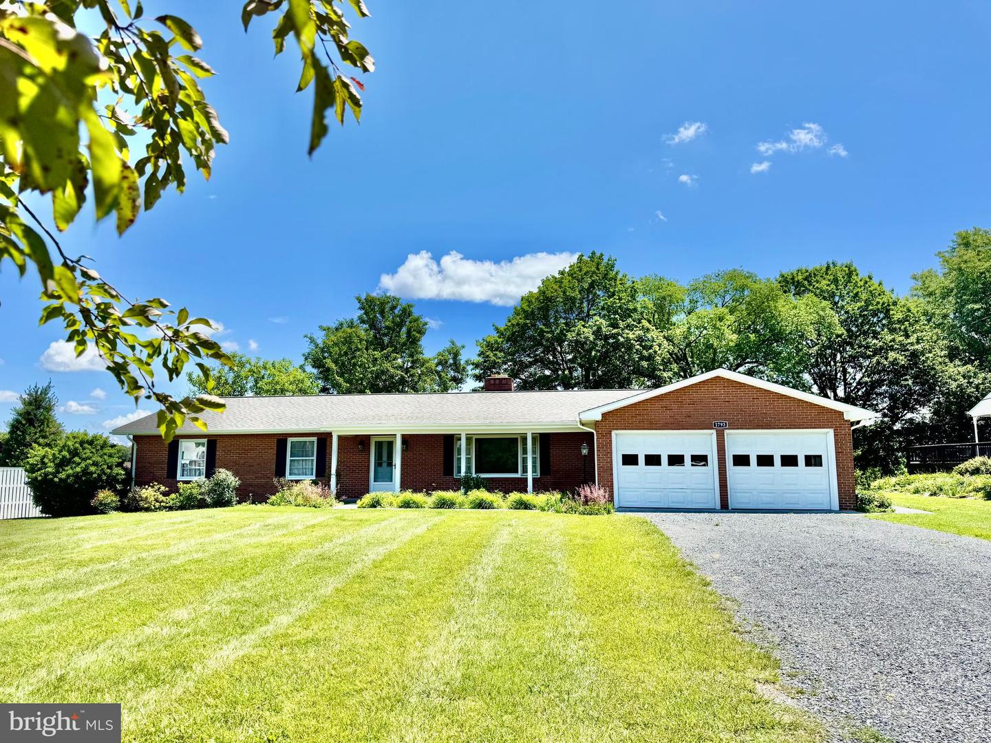 1793 N HAYFIELD RD, WINCHESTER, Virginia 22603, 3 Bedrooms Bedrooms, ,2 BathroomsBathrooms,Residential,For sale,1793 N HAYFIELD RD,VAFV2034138 MLS # VAFV2034138