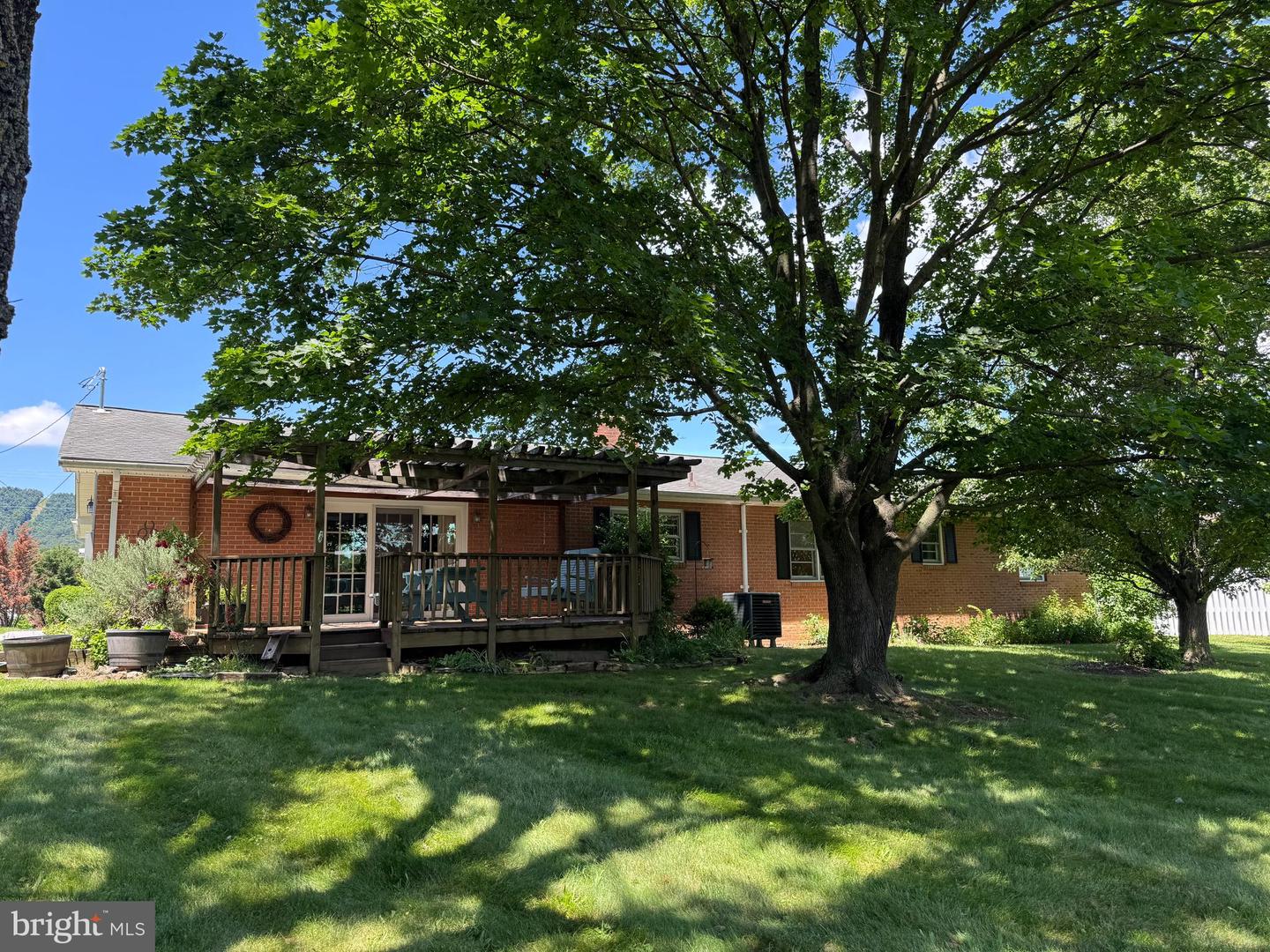 1793 N HAYFIELD RD, WINCHESTER, Virginia 22603, 3 Bedrooms Bedrooms, ,2 BathroomsBathrooms,Residential,For sale,1793 N HAYFIELD RD,VAFV2034138 MLS # VAFV2034138