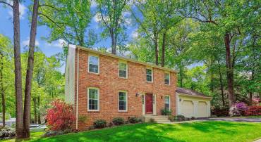 5938 NEW ENGLAND WOODS DR, BURKE, Virginia 22015, 4 Bedrooms Bedrooms, ,2 BathroomsBathrooms,Residential,For sale,5938 NEW ENGLAND WOODS DR,VAFX2240778 MLS # VAFX2240778