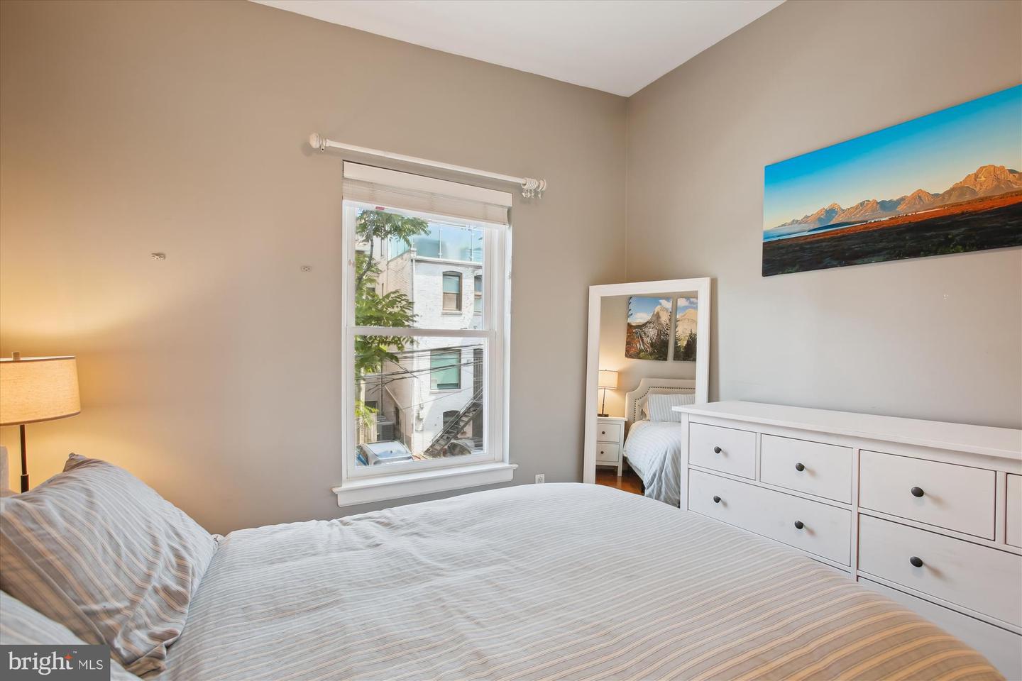 1725 WILLARD ST NW #3, WASHINGTON, District Of Columbia 20009, 2 Bedrooms Bedrooms, ,1 BathroomBathrooms,Residential,For sale,1725 WILLARD ST NW #3,DCDC2200832 MLS # DCDC2200832