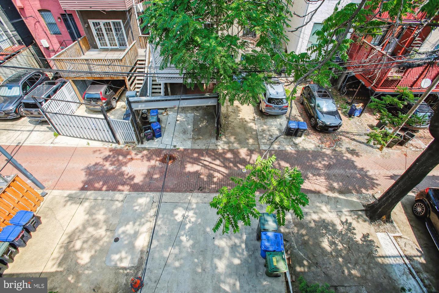 1725 WILLARD ST NW #3, WASHINGTON, District Of Columbia 20009, 2 Bedrooms Bedrooms, ,1 BathroomBathrooms,Residential,For sale,1725 WILLARD ST NW #3,DCDC2200832 MLS # DCDC2200832