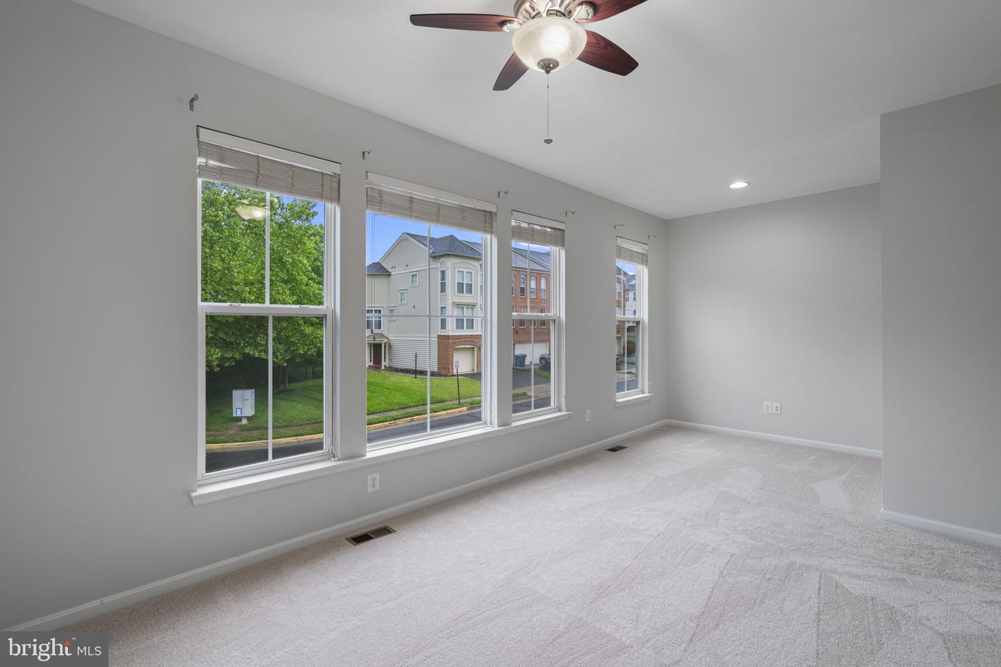23466 TWIN FALLS TER, BRAMBLETON, Virginia 20148, 3 Bedrooms Bedrooms, ,2 BathroomsBathrooms,Residential,For sale,23466 TWIN FALLS TER,VALO2096608 MLS # VALO2096608
