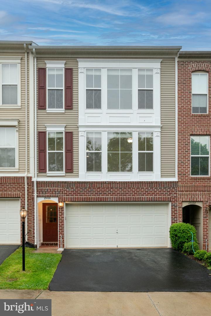 23466 TWIN FALLS TER, BRAMBLETON, Virginia 20148, 3 Bedrooms Bedrooms, ,2 BathroomsBathrooms,Residential,For sale,23466 TWIN FALLS TER,VALO2096608 MLS # VALO2096608