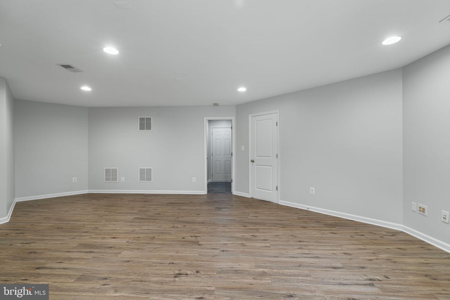 23466 TWIN FALLS TER, BRAMBLETON, Virginia 20148, 3 Bedrooms Bedrooms, ,2 BathroomsBathrooms,Residential,For sale,23466 TWIN FALLS TER,VALO2096608 MLS # VALO2096608