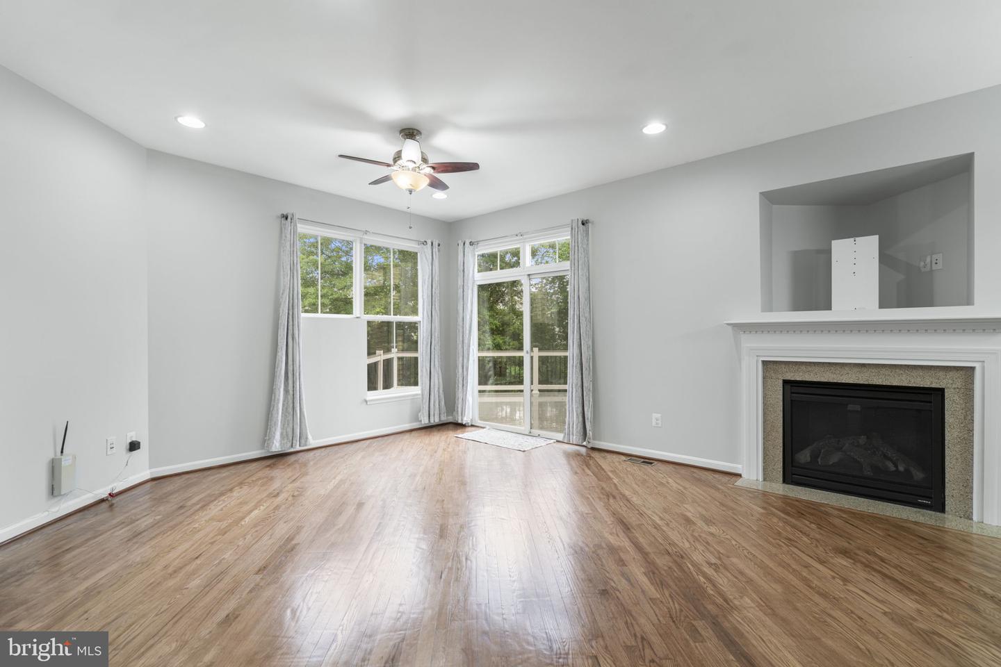 23466 TWIN FALLS TER, BRAMBLETON, Virginia 20148, 3 Bedrooms Bedrooms, ,2 BathroomsBathrooms,Residential,For sale,23466 TWIN FALLS TER,VALO2096608 MLS # VALO2096608