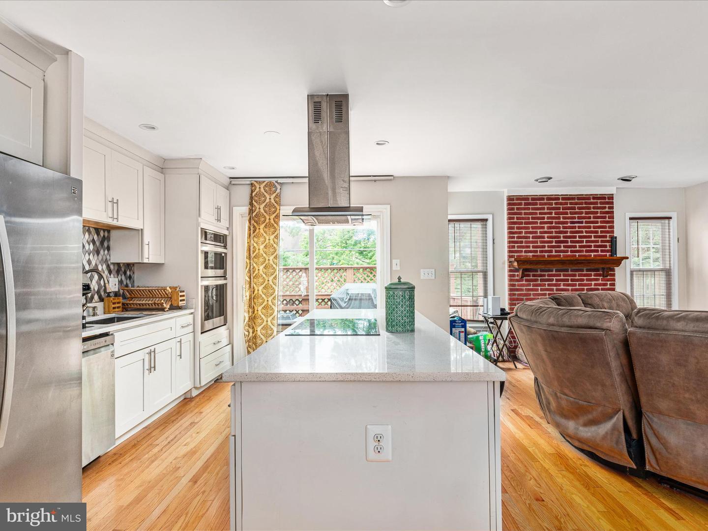 4652 LUXBERRY DR, FAIRFAX, Virginia 22032, 3 Bedrooms Bedrooms, ,2 BathroomsBathrooms,Residential,For sale,4652 LUXBERRY DR,VAFX2241276 MLS # VAFX2241276
