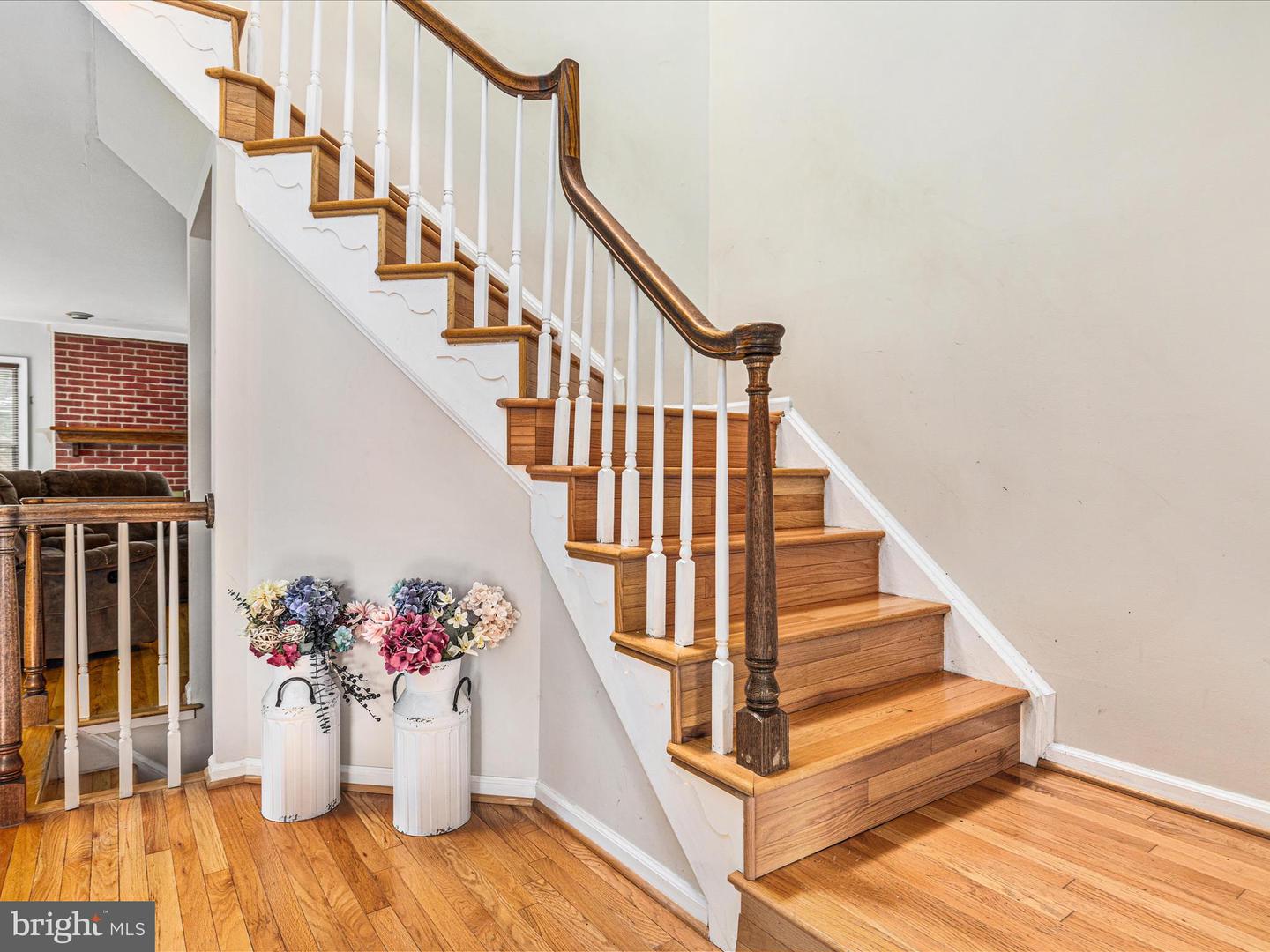 4652 LUXBERRY DR, FAIRFAX, Virginia 22032, 3 Bedrooms Bedrooms, ,2 BathroomsBathrooms,Residential,For sale,4652 LUXBERRY DR,VAFX2241276 MLS # VAFX2241276
