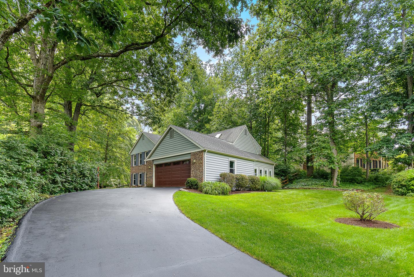 5107 BRENTWOOD FARM DR, FAIRFAX, Virginia 22030, 4 Bedrooms Bedrooms, ,2 BathroomsBathrooms,Residential,For sale,5107 BRENTWOOD FARM DR,VAFX2242402 MLS # VAFX2242402