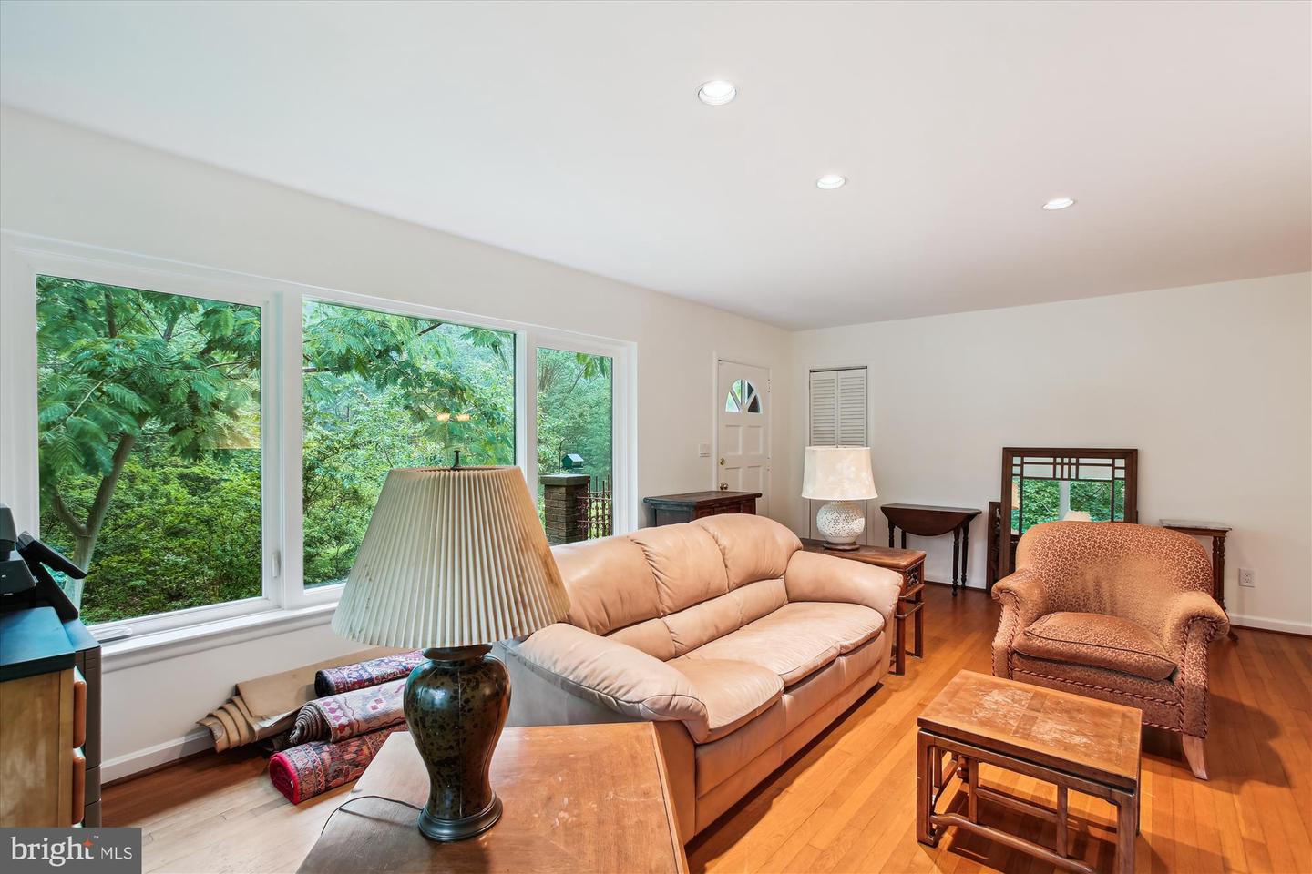 6662 VAN WINKLE DR, FALLS CHURCH, Virginia 22044, 4 Bedrooms Bedrooms, ,3 BathroomsBathrooms,Residential,For sale,6662 VAN WINKLE DR,VAFX2242420 MLS # VAFX2242420