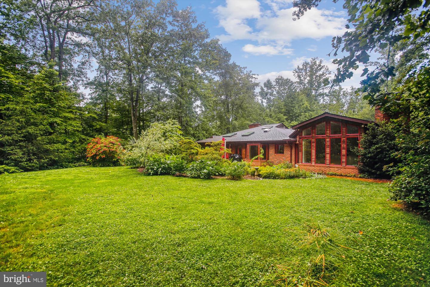 6662 VAN WINKLE DR, FALLS CHURCH, Virginia 22044, 4 Bedrooms Bedrooms, ,3 BathroomsBathrooms,Residential,For sale,6662 VAN WINKLE DR,VAFX2242420 MLS # VAFX2242420