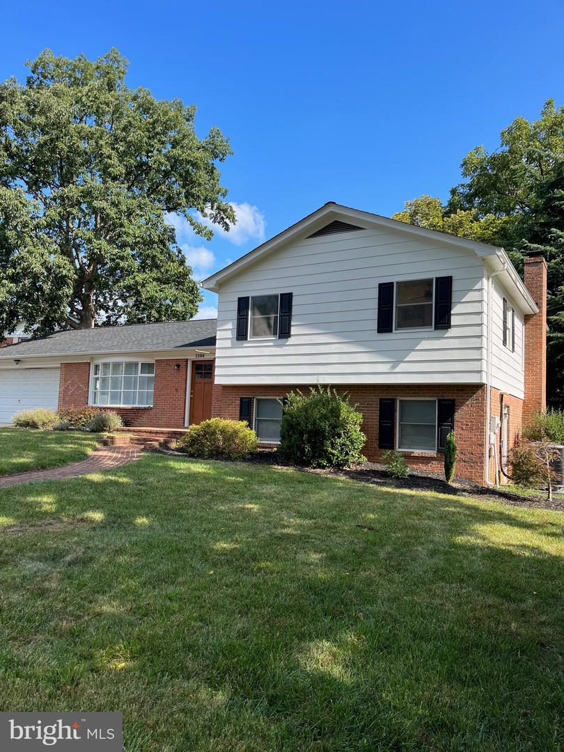1104 MILROY CT, WINCHESTER, Virginia 22601, 4 Bedrooms Bedrooms, ,2 BathroomsBathrooms,Residential,For sale,1104 MILROY CT,VAWI2007732 MLS # VAWI2007732