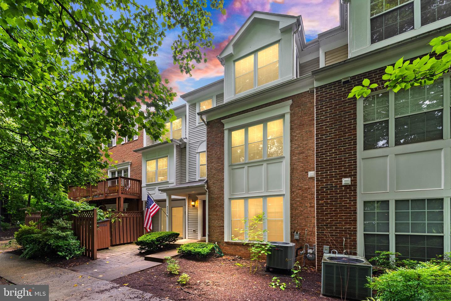 4339 RUNABOUT LN #178, FAIRFAX, Virginia 22030, 3 Bedrooms Bedrooms, ,2 BathroomsBathrooms,Residential,For sale,4339 RUNABOUT LN #178,VAFX2242602 MLS # VAFX2242602