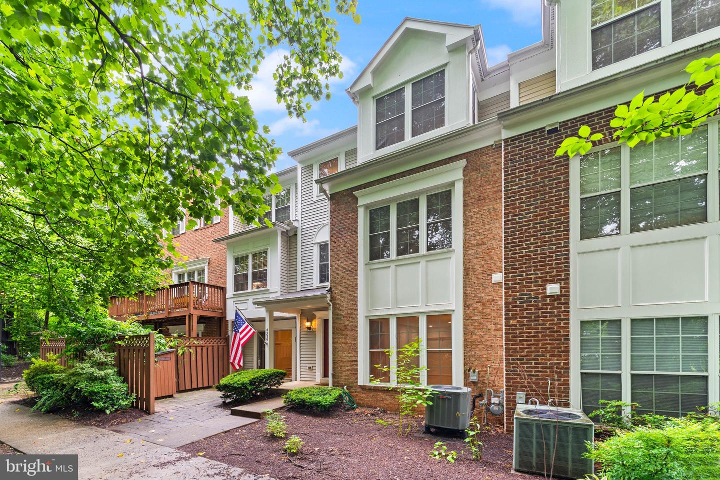 4339 RUNABOUT LN #178, FAIRFAX, Virginia 22030, 3 Bedrooms Bedrooms, ,2 BathroomsBathrooms,Residential,For sale,4339 RUNABOUT LN #178,VAFX2242602 MLS # VAFX2242602
