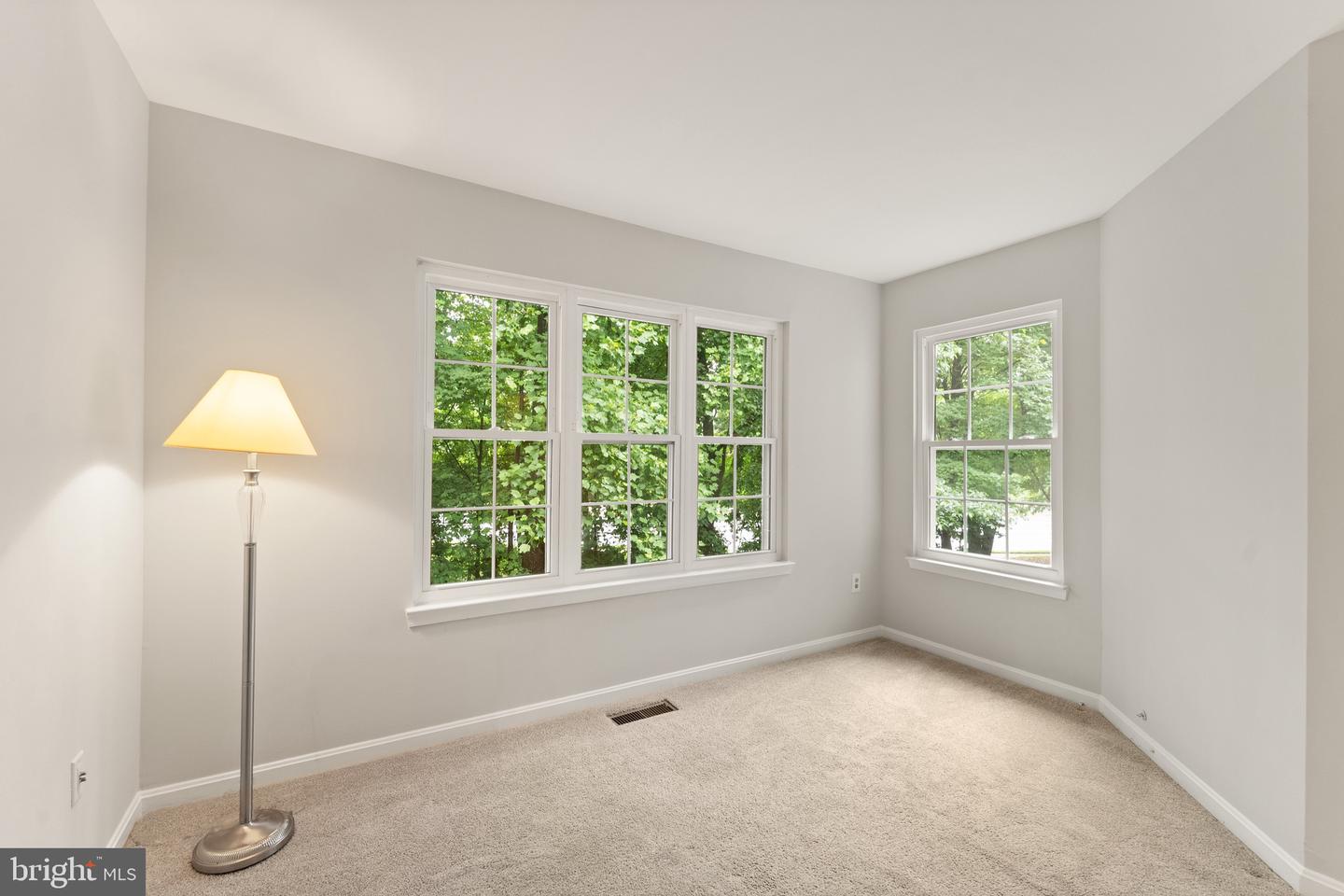 4339 RUNABOUT LN #178, FAIRFAX, Virginia 22030, 3 Bedrooms Bedrooms, ,2 BathroomsBathrooms,Residential,For sale,4339 RUNABOUT LN #178,VAFX2242602 MLS # VAFX2242602