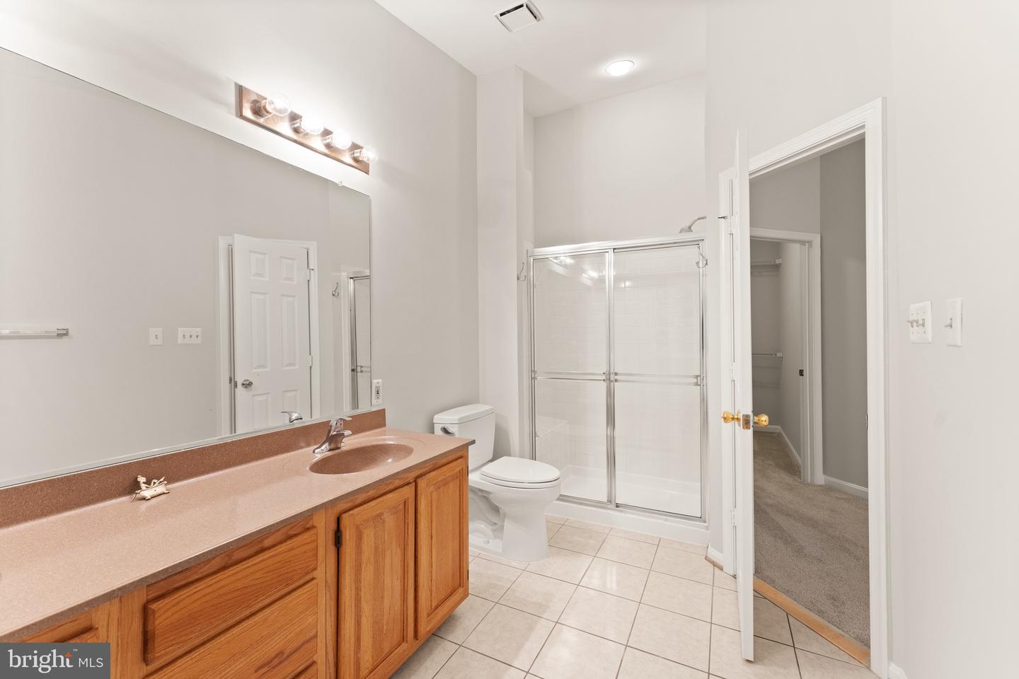 4339 RUNABOUT LN #178, FAIRFAX, Virginia 22030, 3 Bedrooms Bedrooms, ,2 BathroomsBathrooms,Residential,For sale,4339 RUNABOUT LN #178,VAFX2242602 MLS # VAFX2242602