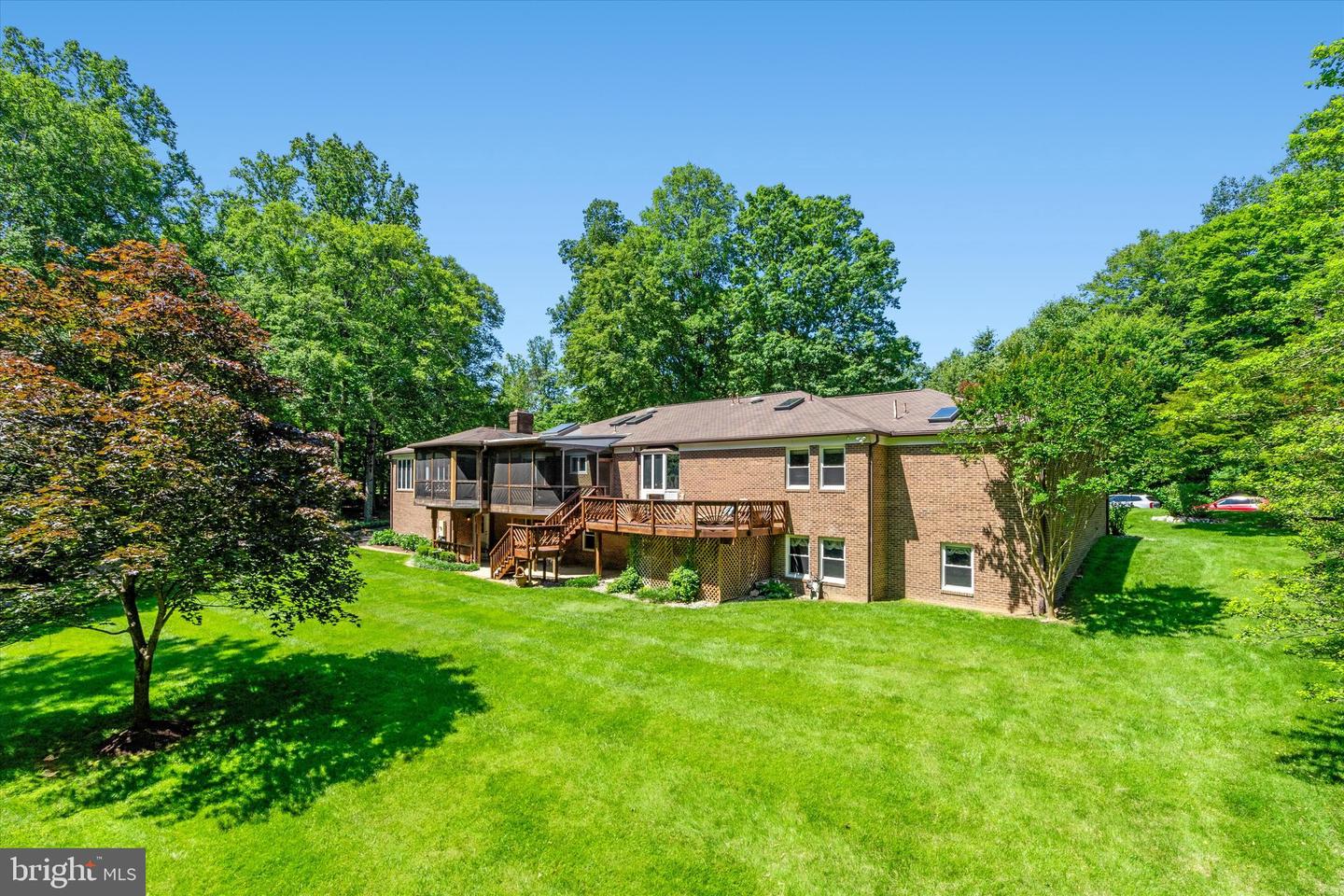 10060 HAMPTON RD, FAIRFAX STATION, Virginia 22039, 5 Bedrooms Bedrooms, ,5 BathroomsBathrooms,Residential,For sale,10060 HAMPTON RD,VAFX2242684 MLS # VAFX2242684