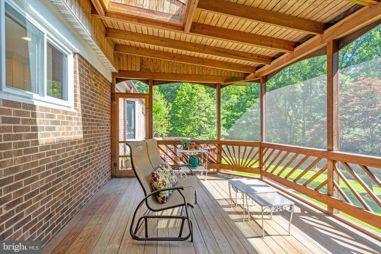 10060 HAMPTON RD, FAIRFAX STATION, Virginia 22039, 5 Bedrooms Bedrooms, ,5 BathroomsBathrooms,Residential,For sale,10060 HAMPTON RD,VAFX2242684 MLS # VAFX2242684