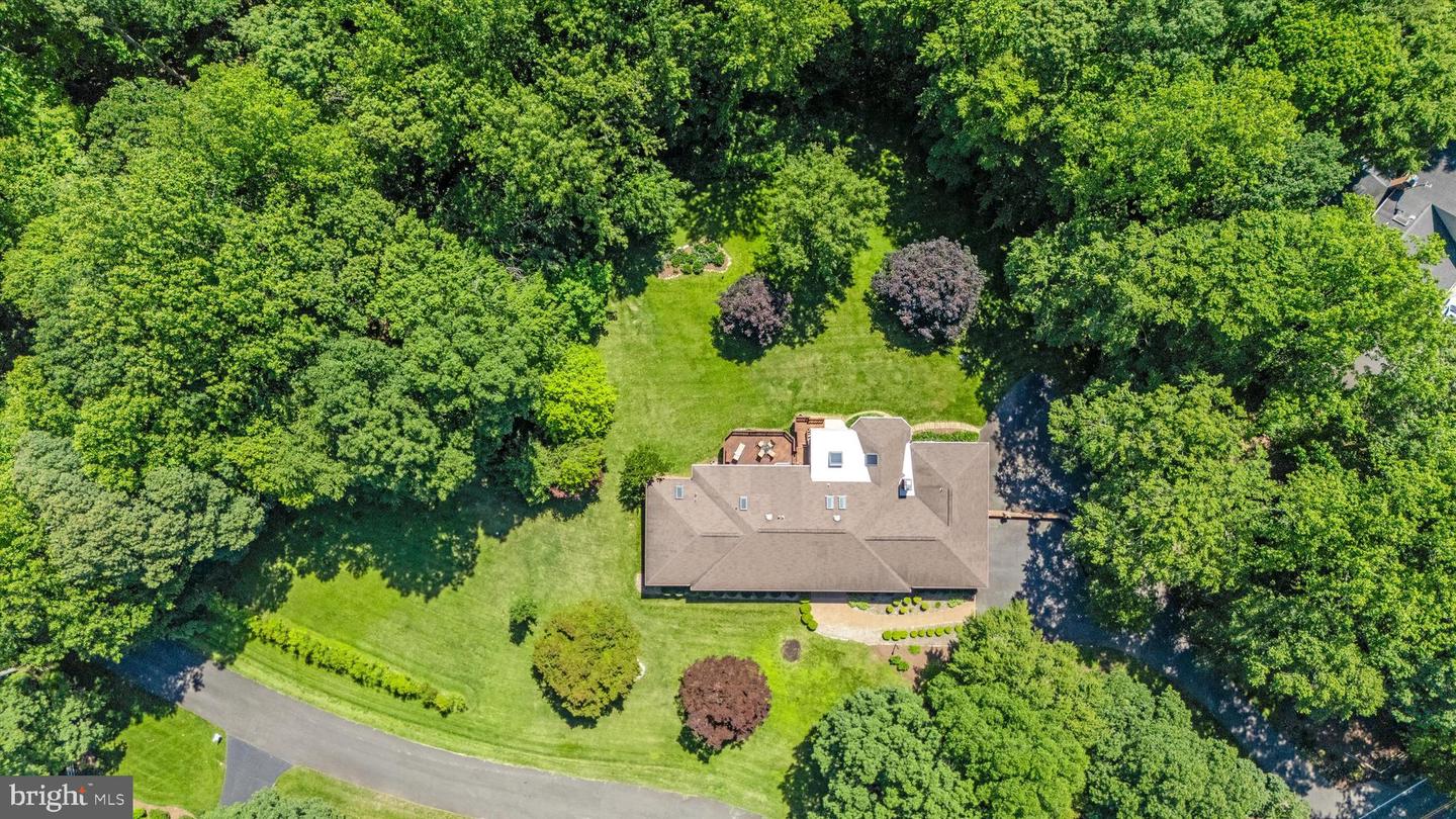 10060 HAMPTON RD, FAIRFAX STATION, Virginia 22039, 5 Bedrooms Bedrooms, ,5 BathroomsBathrooms,Residential,For sale,10060 HAMPTON RD,VAFX2242684 MLS # VAFX2242684