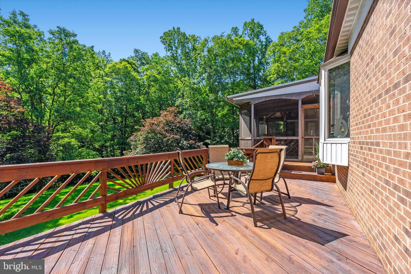 10060 HAMPTON RD, FAIRFAX STATION, Virginia 22039, 5 Bedrooms Bedrooms, ,5 BathroomsBathrooms,Residential,For sale,10060 HAMPTON RD,VAFX2242684 MLS # VAFX2242684
