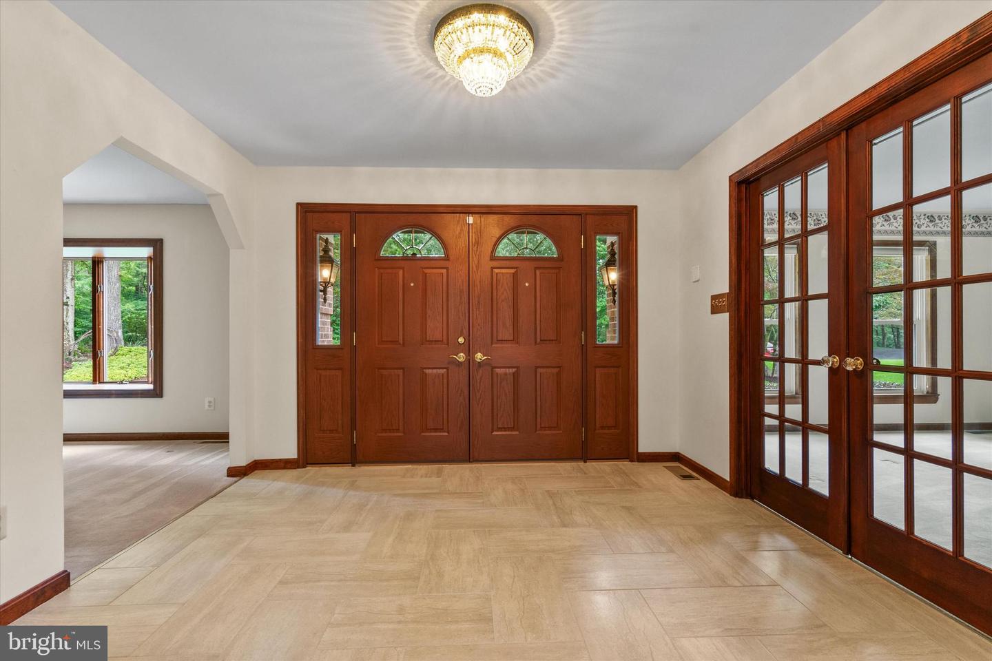 10060 HAMPTON RD, FAIRFAX STATION, Virginia 22039, 5 Bedrooms Bedrooms, ,5 BathroomsBathrooms,Residential,For sale,10060 HAMPTON RD,VAFX2242684 MLS # VAFX2242684
