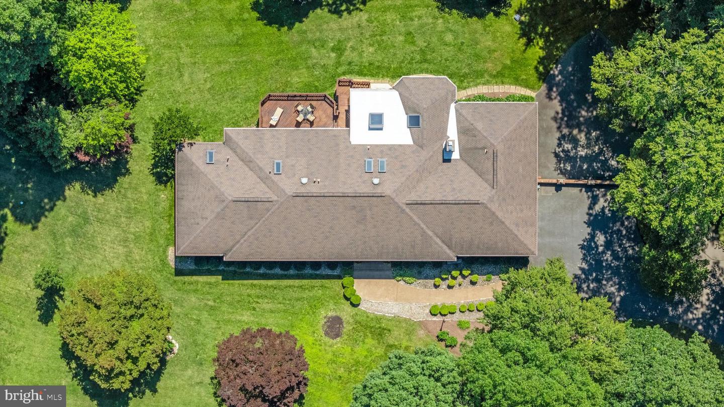10060 HAMPTON RD, FAIRFAX STATION, Virginia 22039, 5 Bedrooms Bedrooms, ,5 BathroomsBathrooms,Residential,For sale,10060 HAMPTON RD,VAFX2242684 MLS # VAFX2242684