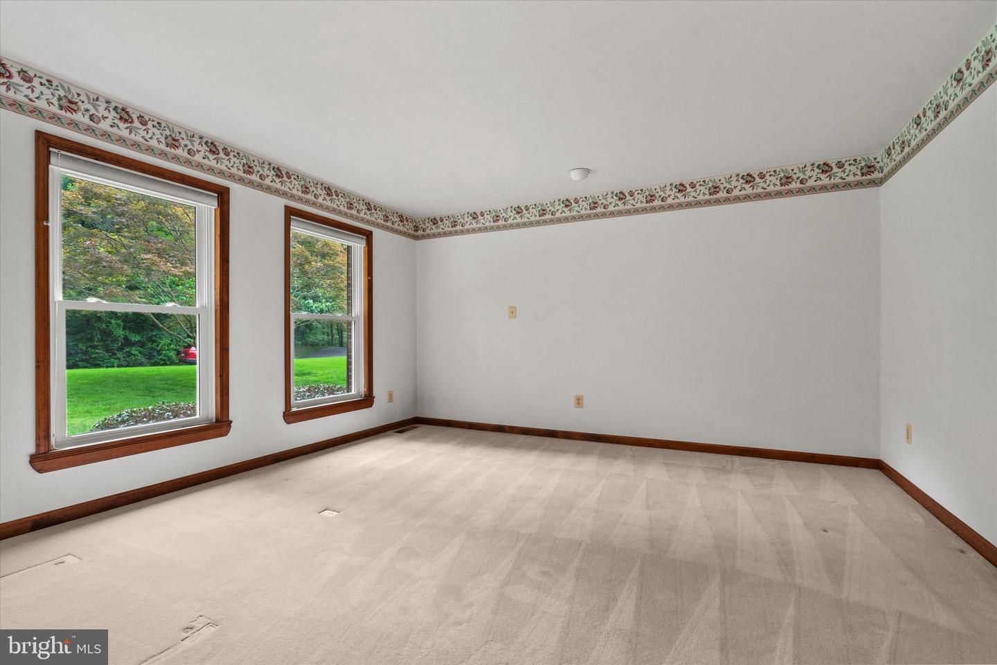 10060 HAMPTON RD, FAIRFAX STATION, Virginia 22039, 5 Bedrooms Bedrooms, ,5 BathroomsBathrooms,Residential,For sale,10060 HAMPTON RD,VAFX2242684 MLS # VAFX2242684