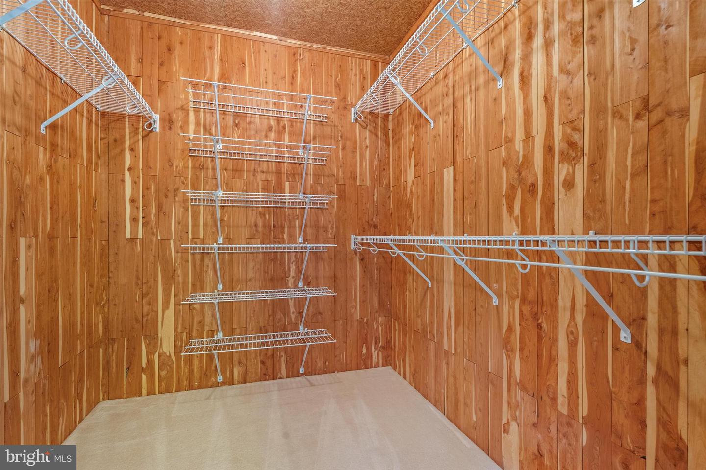 10060 HAMPTON RD, FAIRFAX STATION, Virginia 22039, 5 Bedrooms Bedrooms, ,5 BathroomsBathrooms,Residential,For sale,10060 HAMPTON RD,VAFX2242684 MLS # VAFX2242684