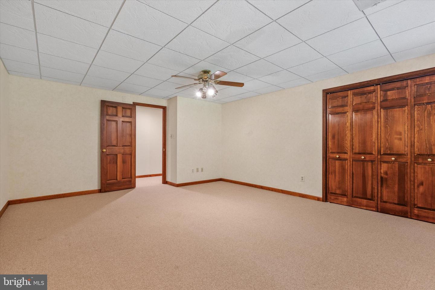10060 HAMPTON RD, FAIRFAX STATION, Virginia 22039, 5 Bedrooms Bedrooms, ,5 BathroomsBathrooms,Residential,For sale,10060 HAMPTON RD,VAFX2242684 MLS # VAFX2242684