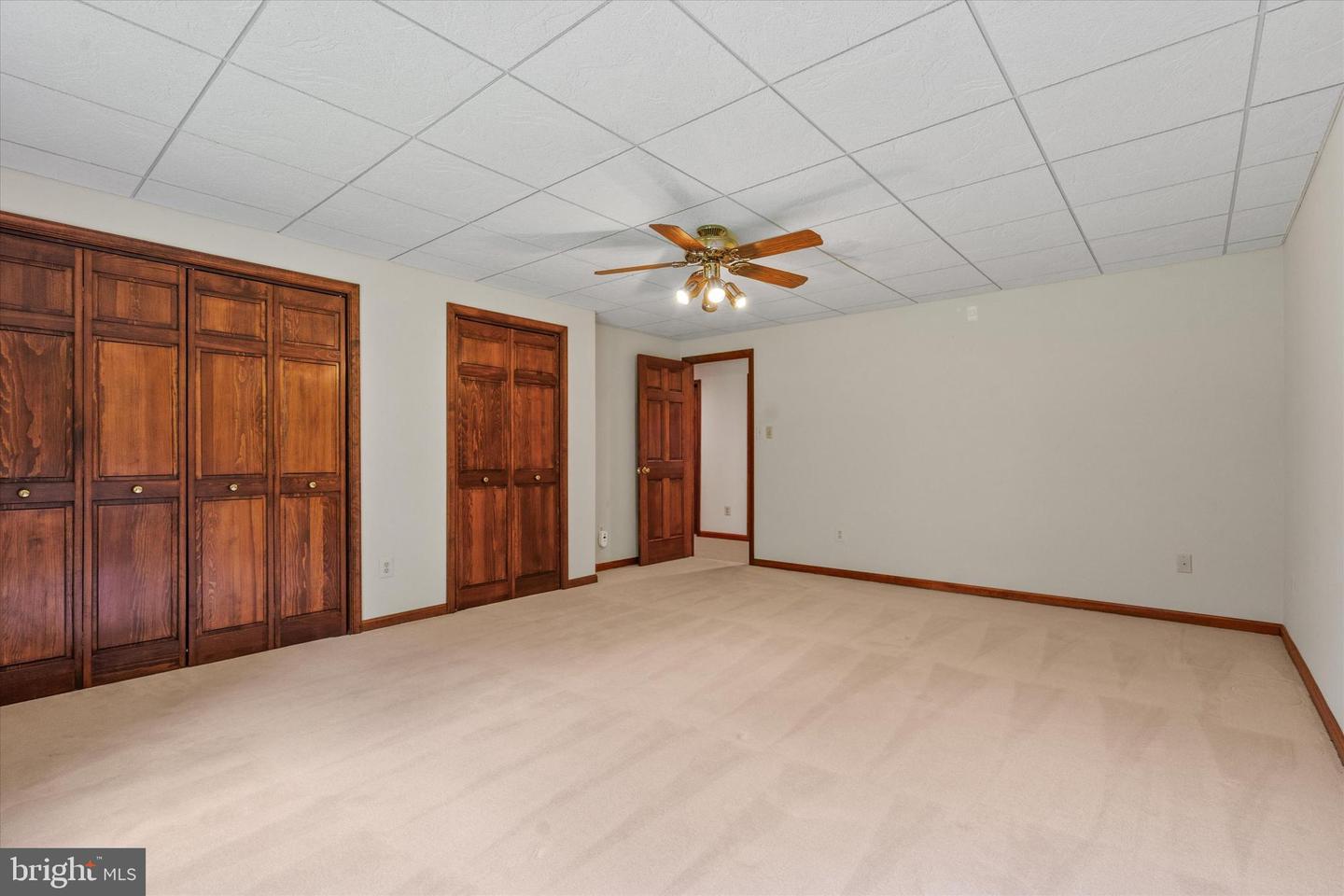10060 HAMPTON RD, FAIRFAX STATION, Virginia 22039, 5 Bedrooms Bedrooms, ,5 BathroomsBathrooms,Residential,For sale,10060 HAMPTON RD,VAFX2242684 MLS # VAFX2242684