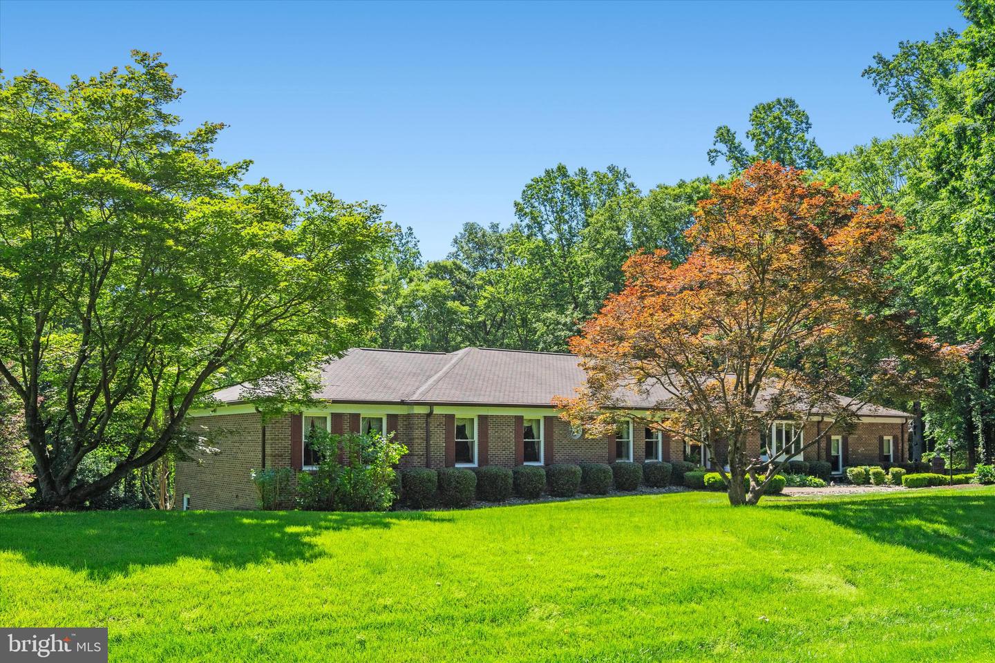 10060 HAMPTON RD, FAIRFAX STATION, Virginia 22039, 5 Bedrooms Bedrooms, ,5 BathroomsBathrooms,Residential,For sale,10060 HAMPTON RD,VAFX2242684 MLS # VAFX2242684