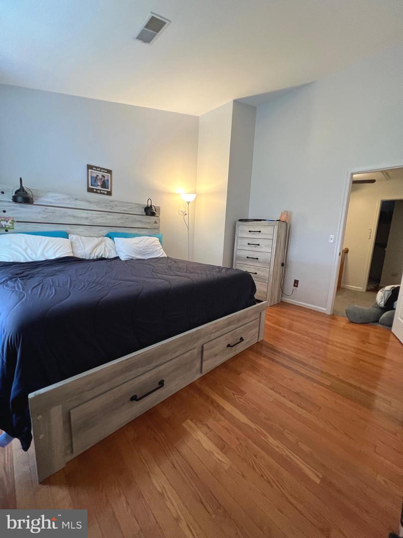9122 VERBENA CT, MANASSAS, Virginia 20110, 3 Bedrooms Bedrooms, ,2 BathroomsBathrooms,Residential,For sale,9122 VERBENA CT,VAMN2008386 MLS # VAMN2008386