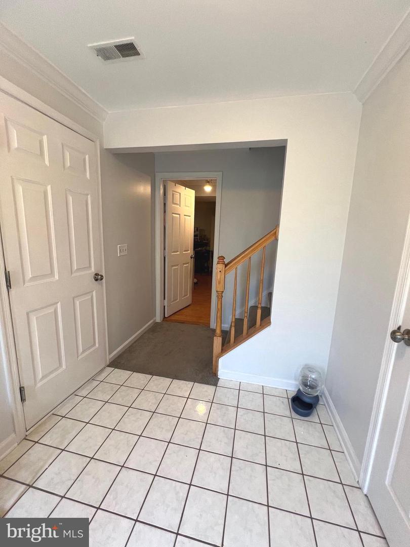 9122 VERBENA CT, MANASSAS, Virginia 20110, 3 Bedrooms Bedrooms, ,2 BathroomsBathrooms,Residential,For sale,9122 VERBENA CT,VAMN2008386 MLS # VAMN2008386